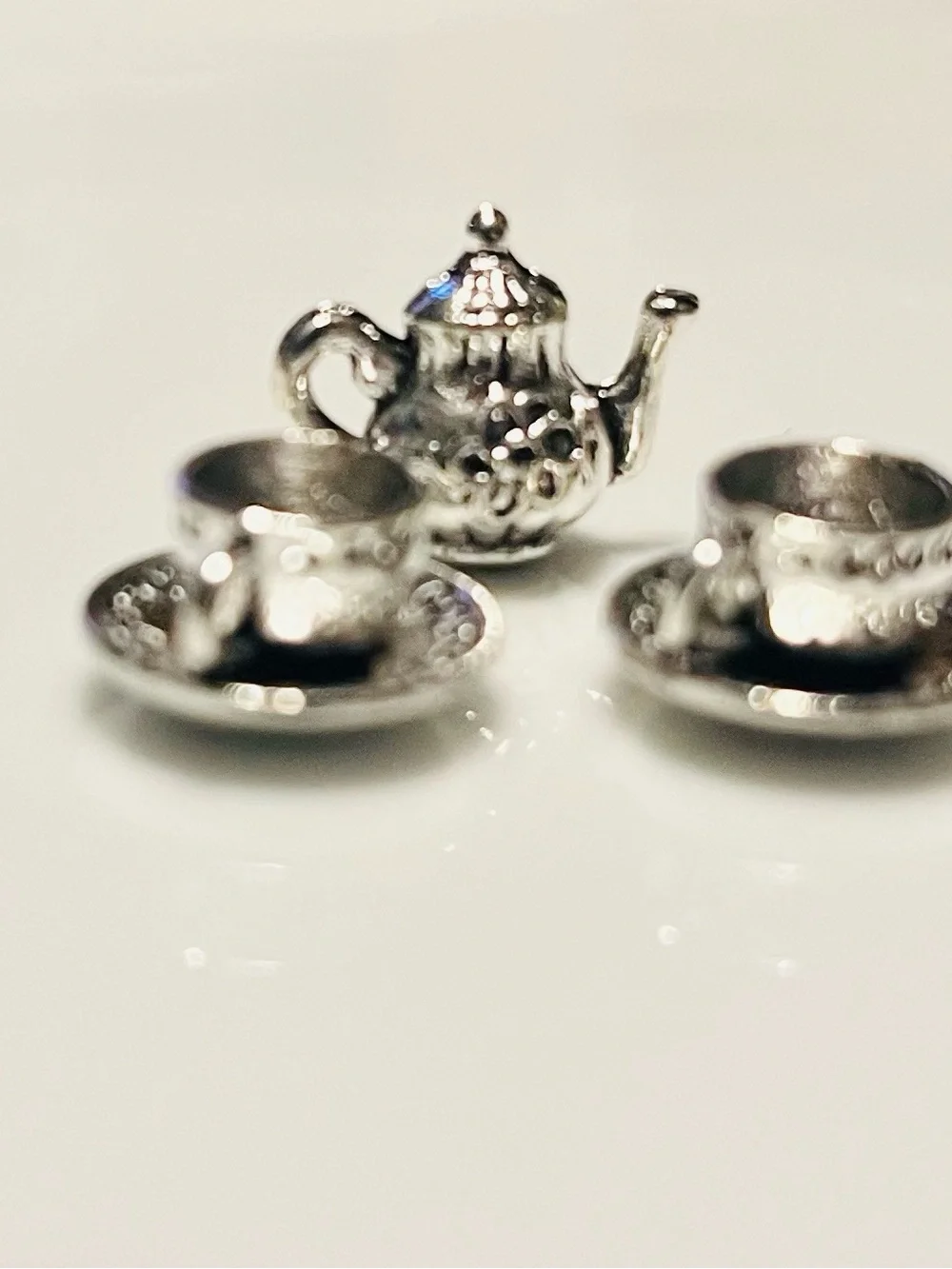 Miniature Silver tone Teapot and Cups #123